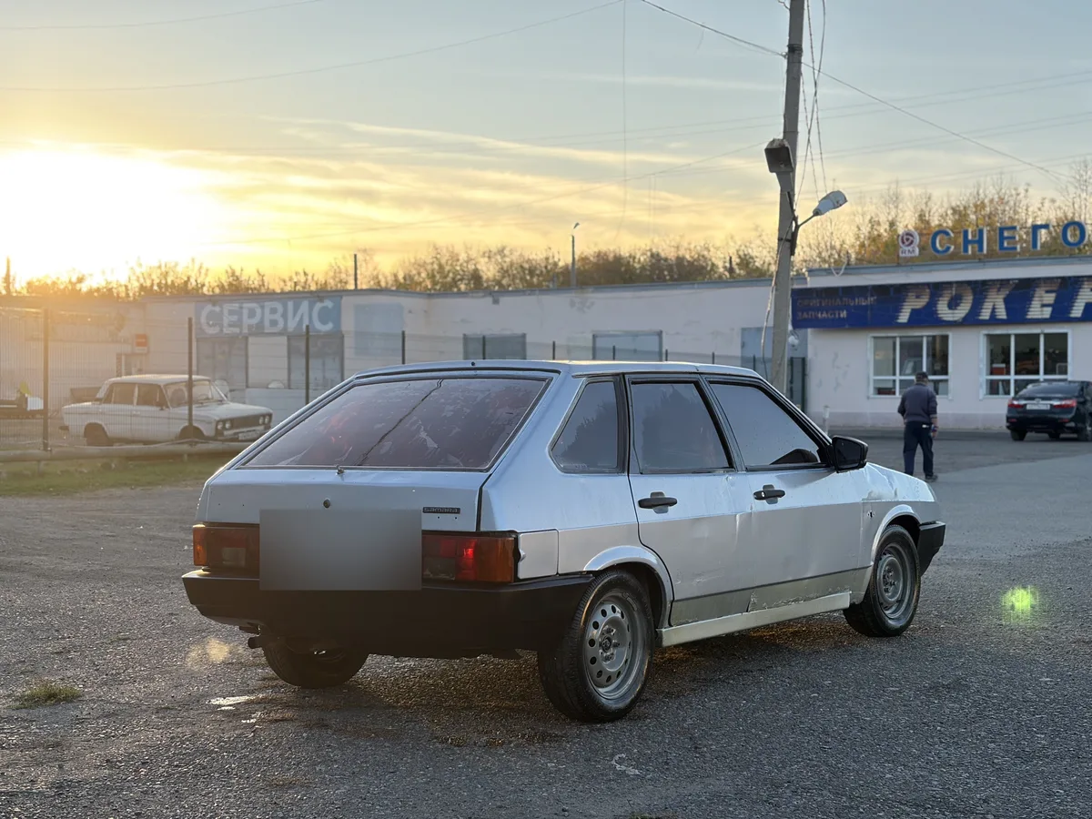 Lada (ВАЗ) 2109, 2001