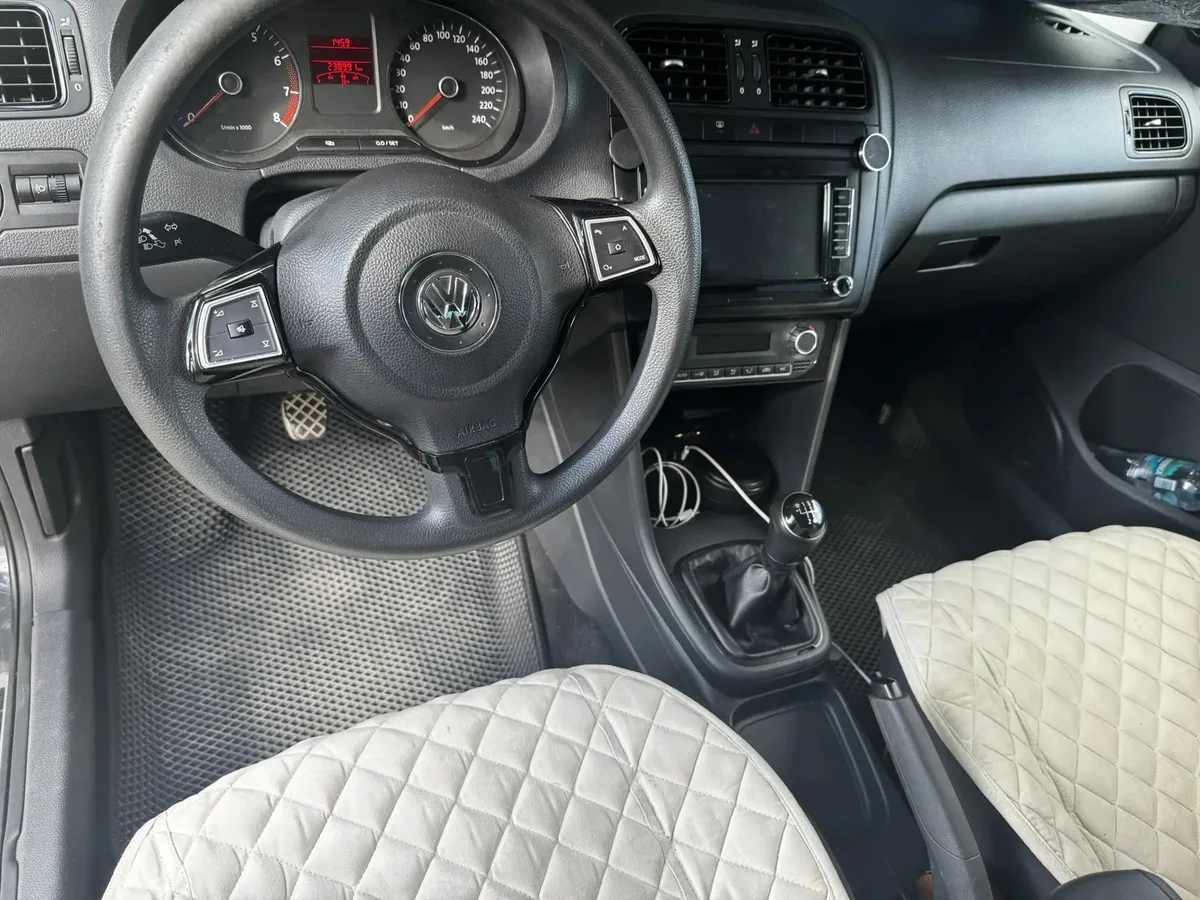 Volkswagen Polo V, 2013