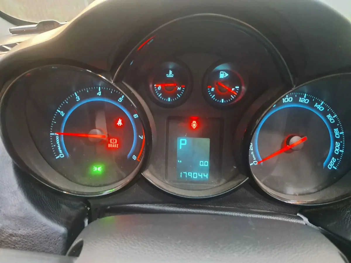 Chevrolet Cruze I, 2011