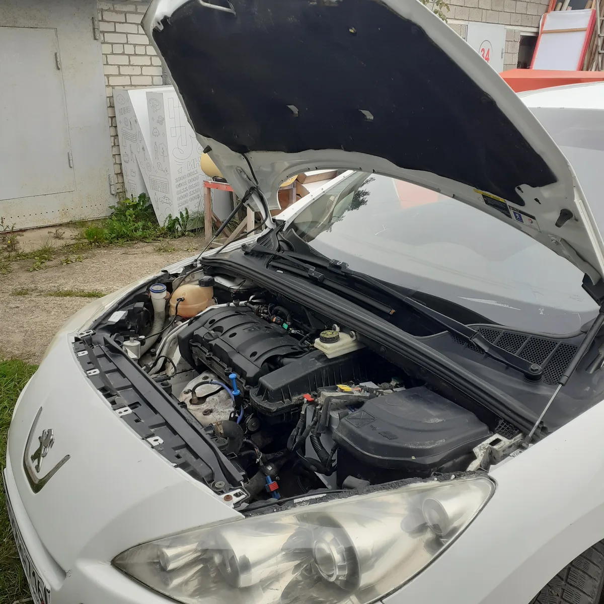 Peugeot 408 I, 2014