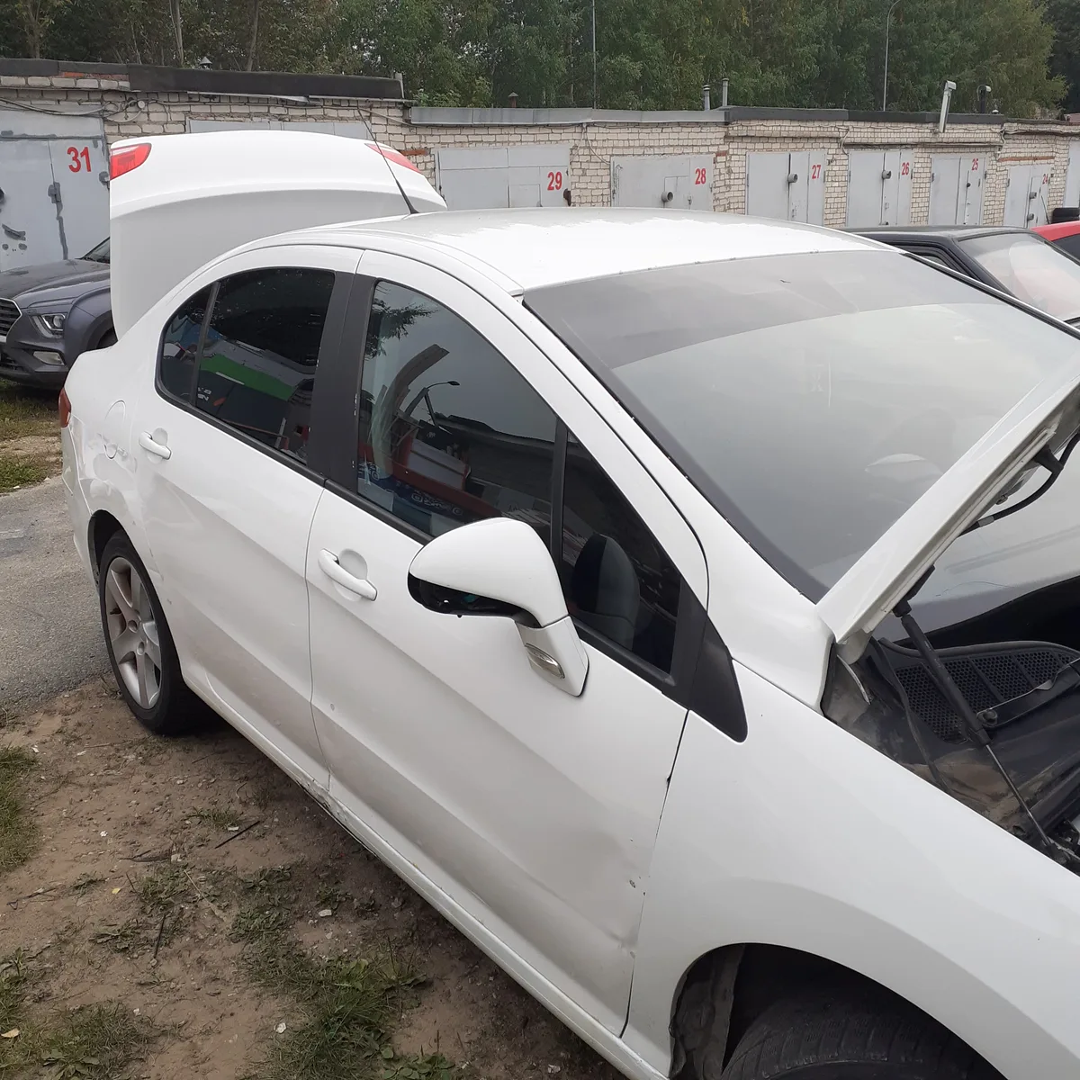 Peugeot 408 I, 2014